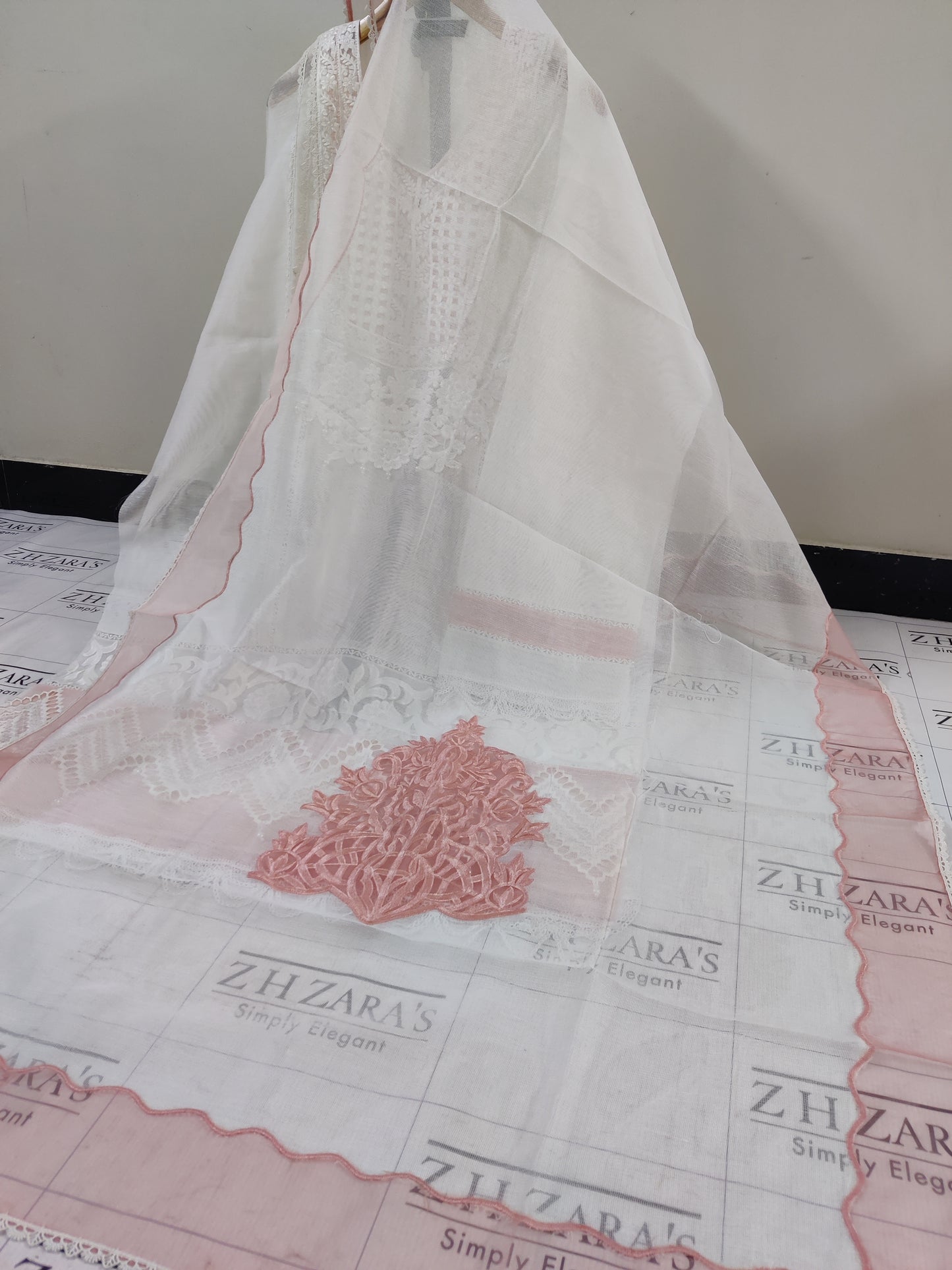 White Rangreza 2pc