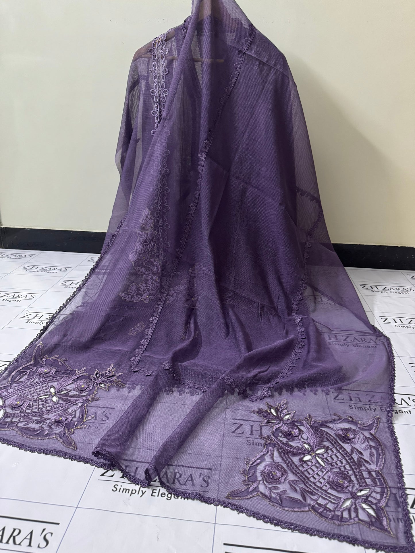 Lavender Duppata Cutwork 2pc