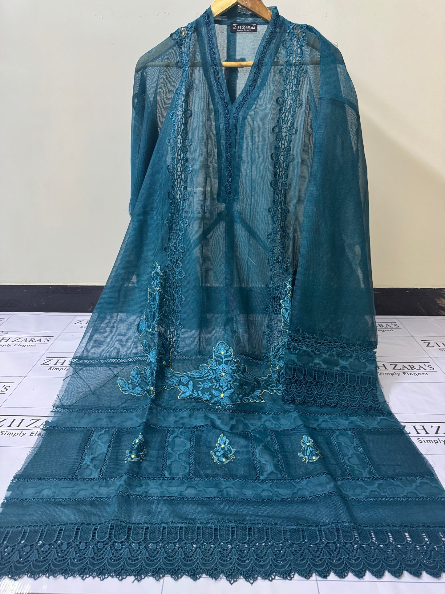 Peacock Green Duppata Cutwork 2pc