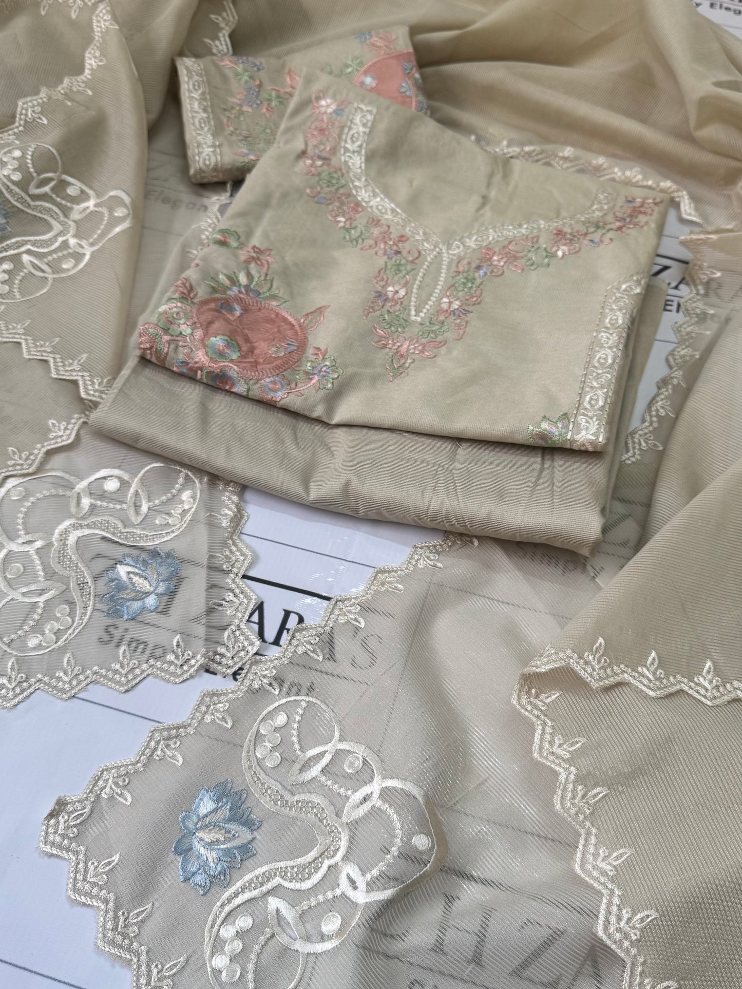 Cream Foan Elara 3pc