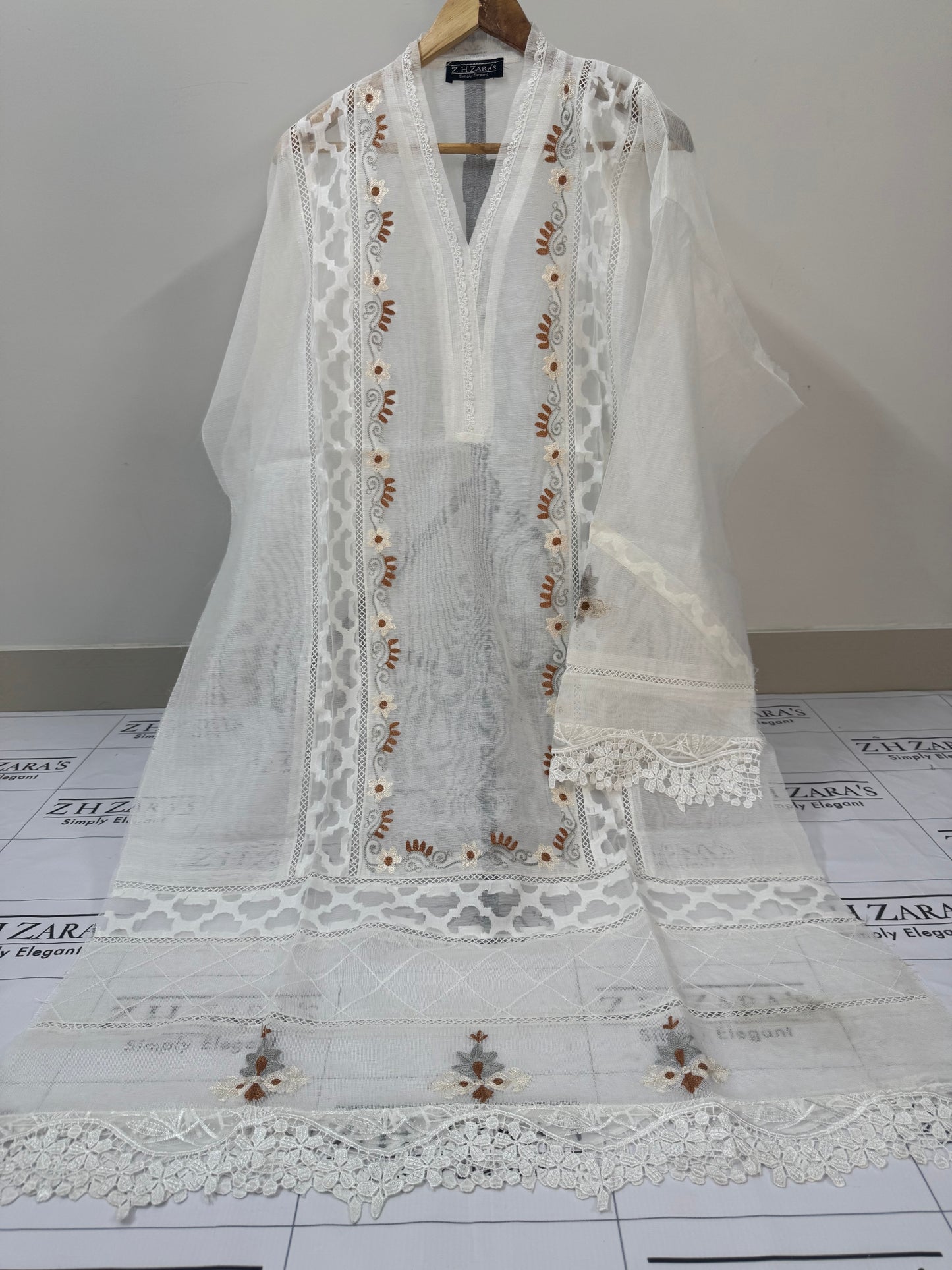 Pearl White Marjan 2pc