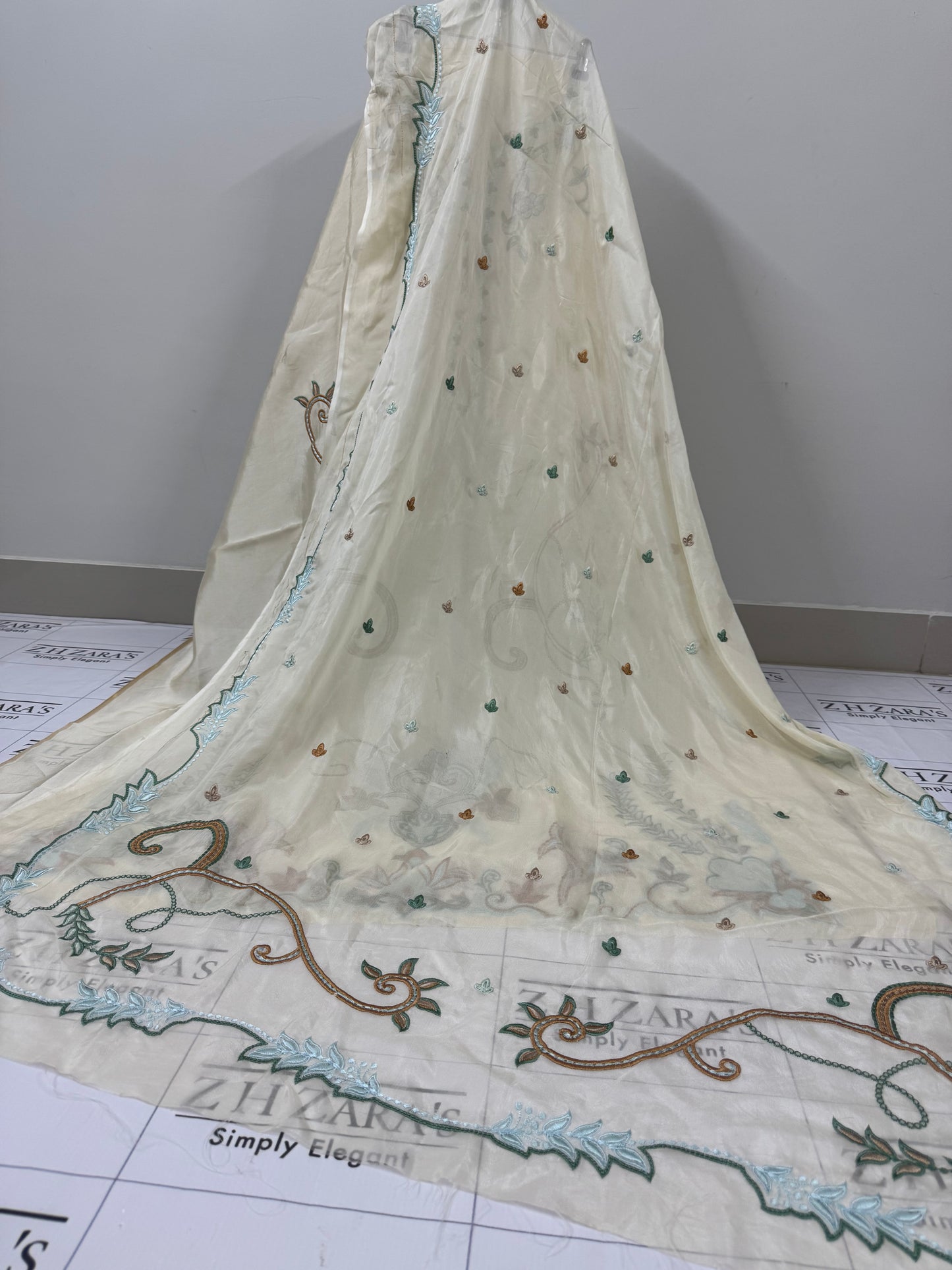 Ivory Kaftan 2pc