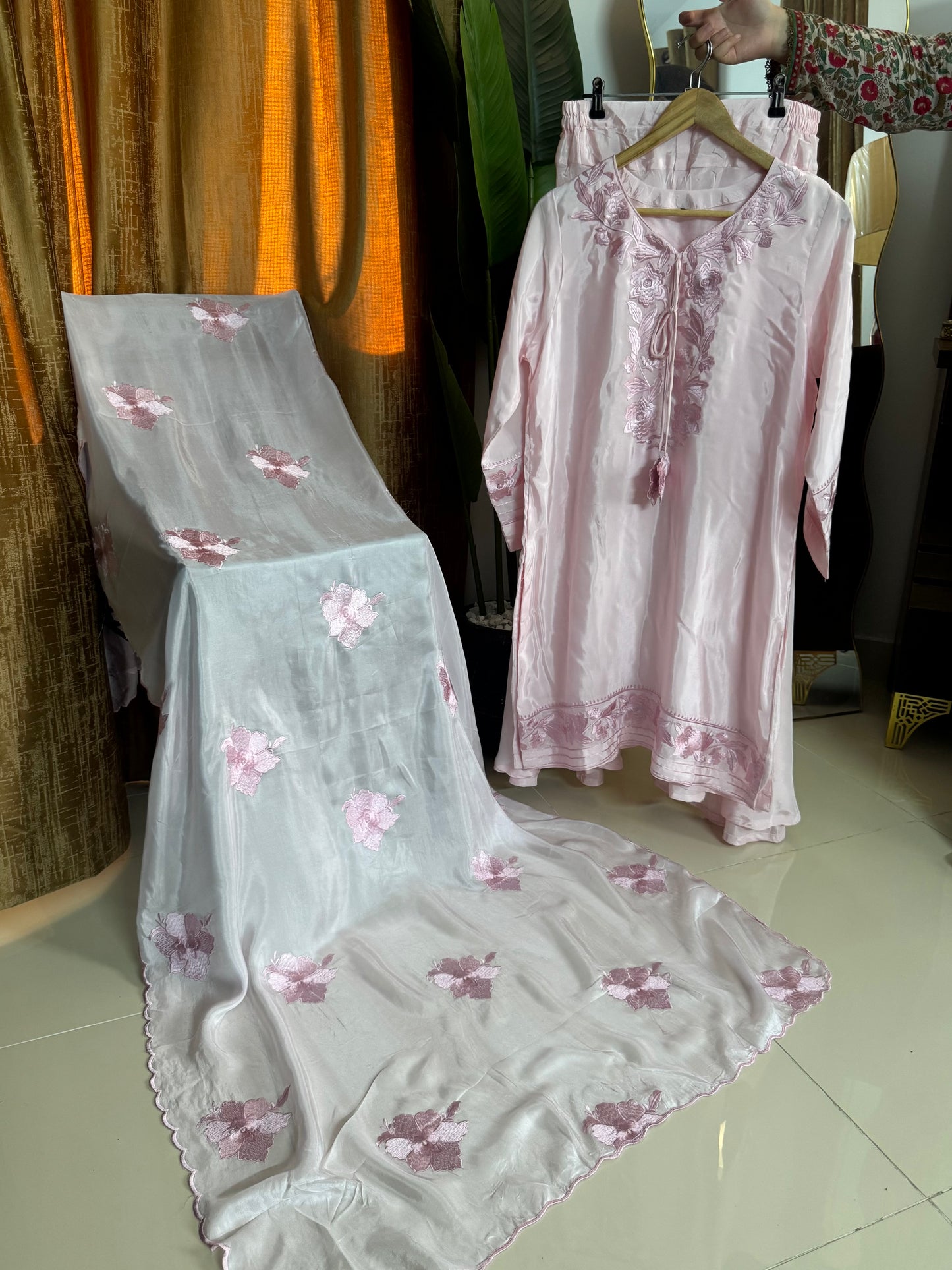 Soft Pink Zarmina 3pc