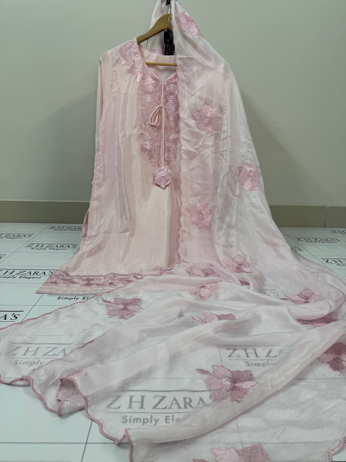 Soft Pink Zarmina 3pc