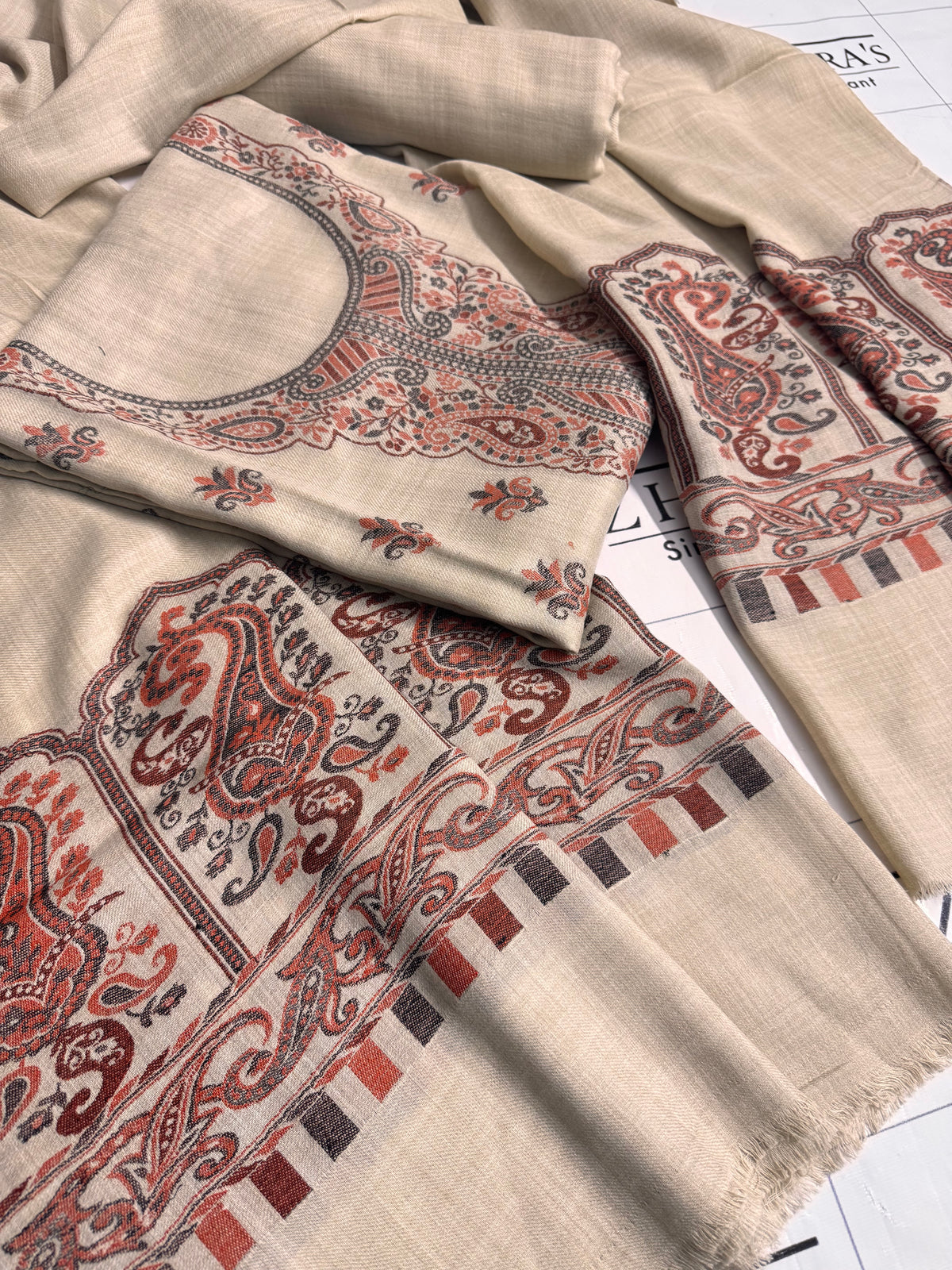 Cream Foan Gala Booti Pashmina 3pc