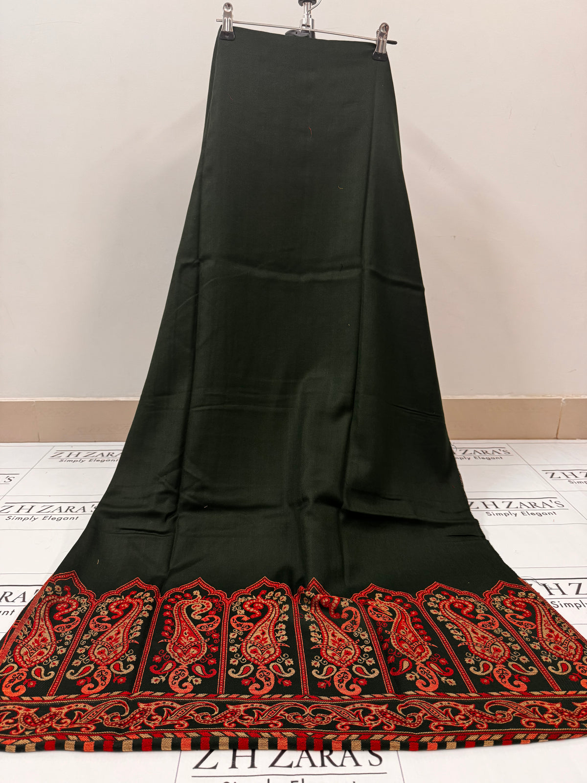 Bottle Green Gala Booti Pashmina 3pc