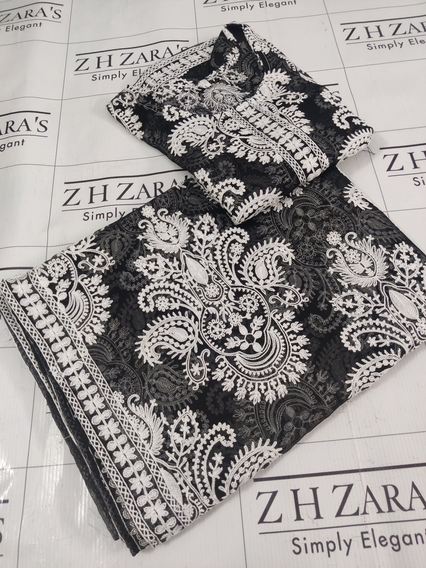 Black White Stitched 2pc