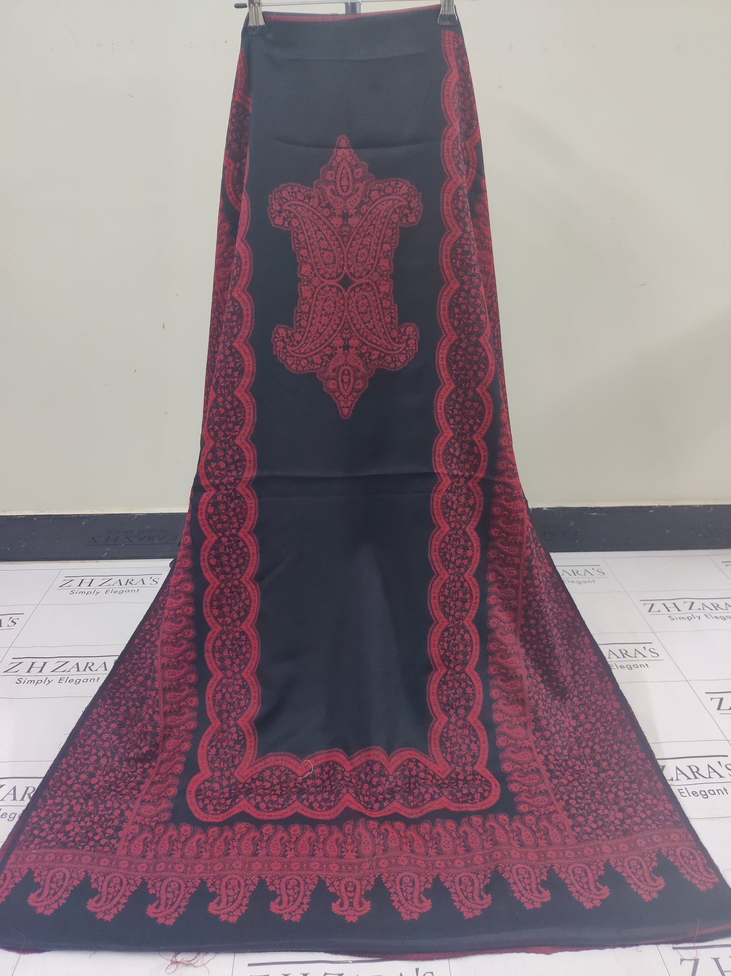 Black Red Border Double Kani Pashmina 3pc