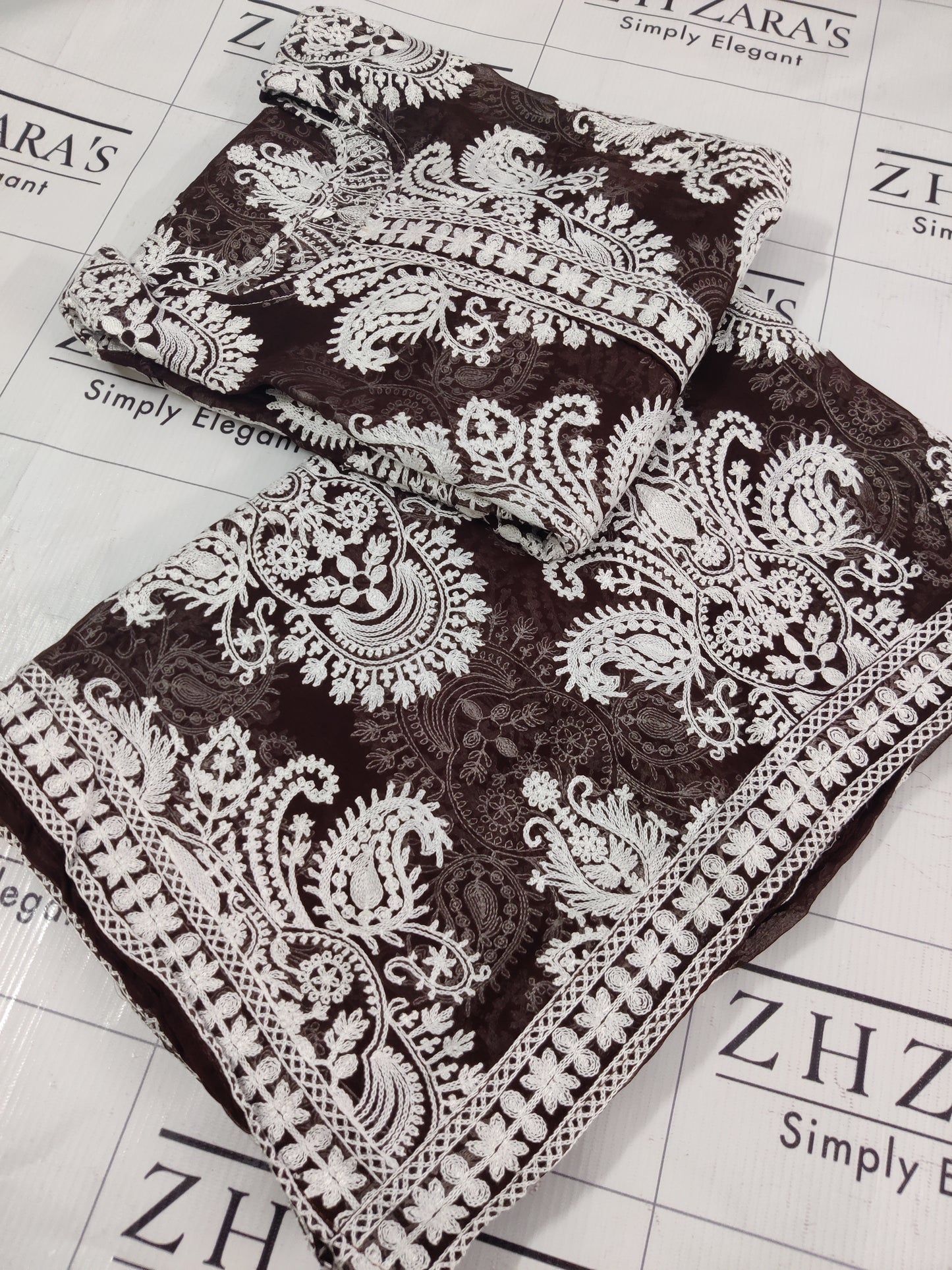 Brown Whilte Stitched 2pc
